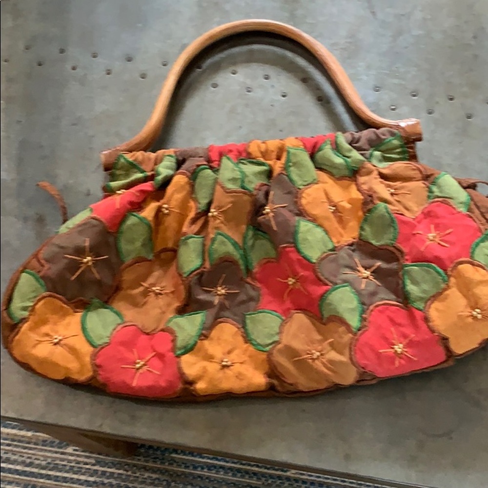 Embroidered handbag